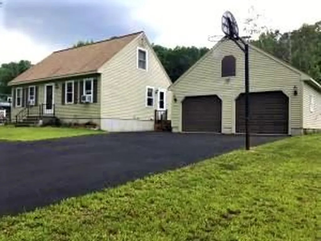 6 Running Brook Drive Sanford ME 04073