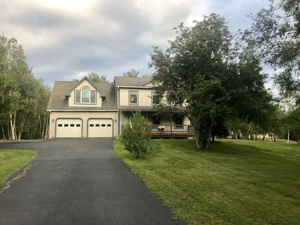 8 Eagle Drive Northport ME 04849