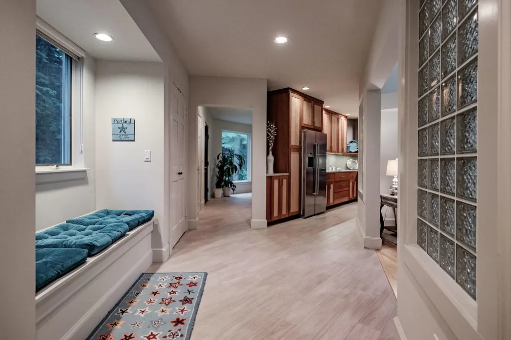2 Pinehurst Lane Falmouth ME 04105
