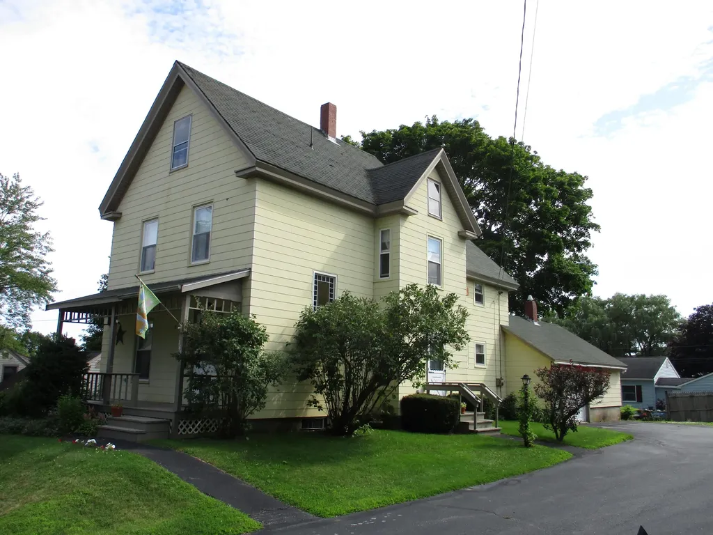 146 Rankin Street Rockland ME 04841