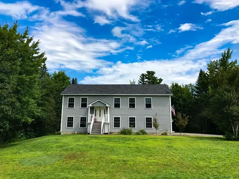 30 Rae Way Hampden ME 04444