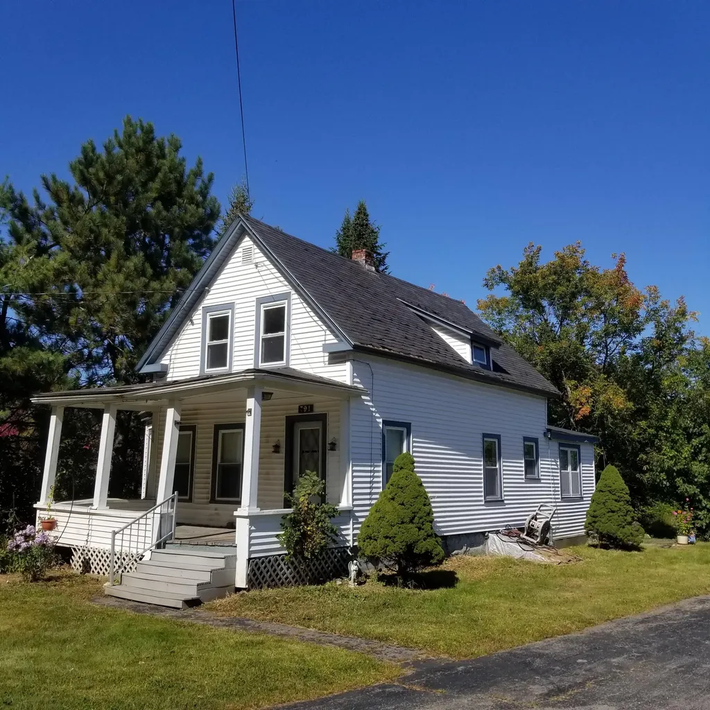 791 Eastern Avenue Augusta ME 04330