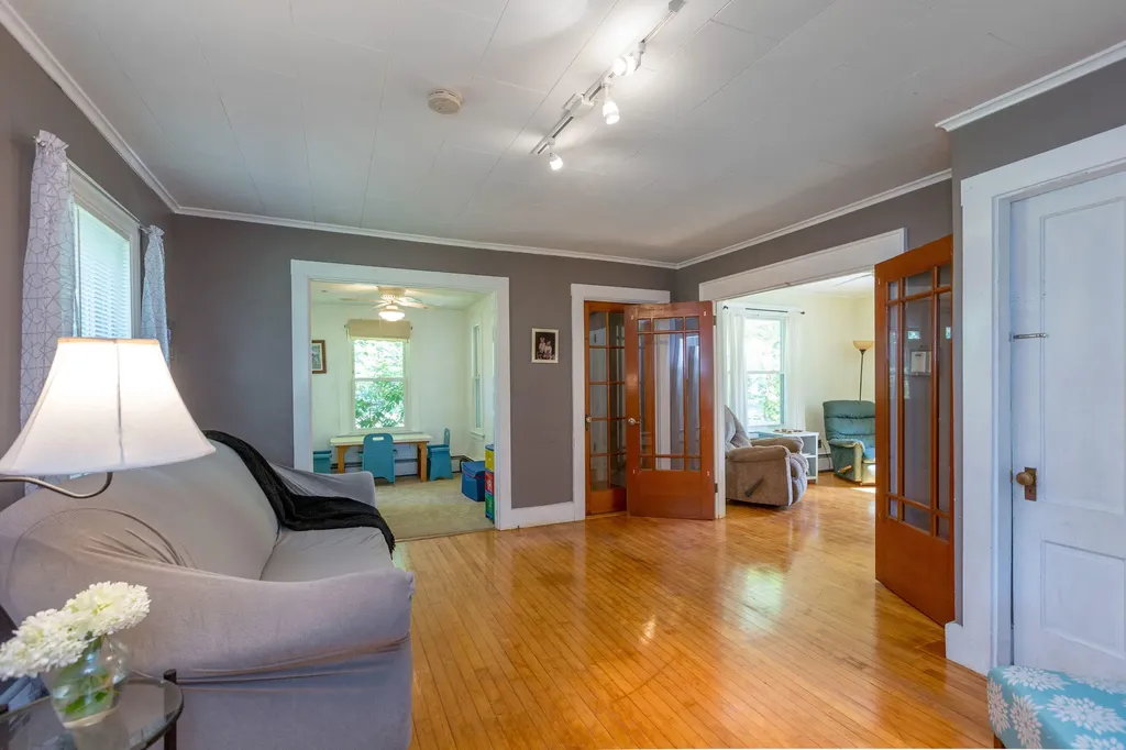 549 Main Street Monmouth ME 04259