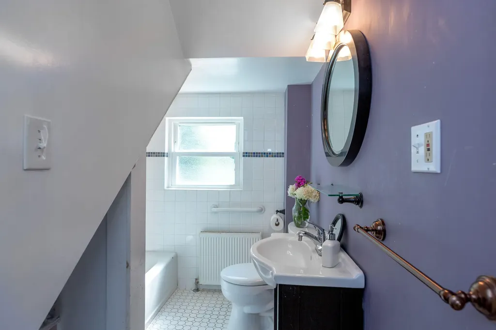 549 Main Street Monmouth ME 04259