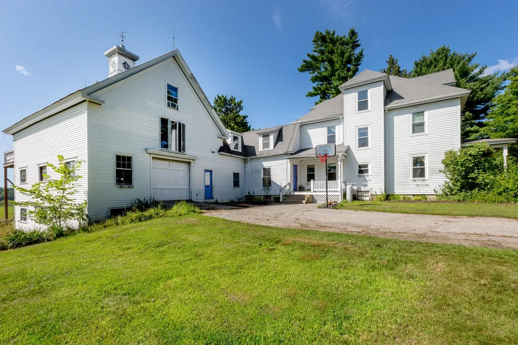 549 Main Street Monmouth ME 04259