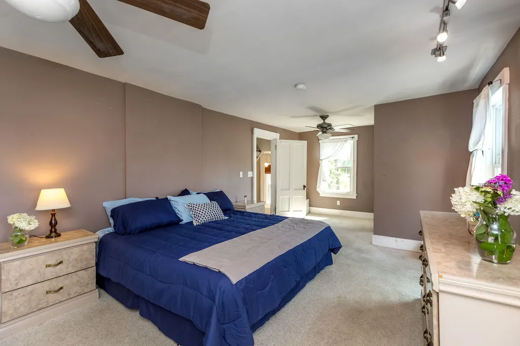 549 Main Street Monmouth ME 04259