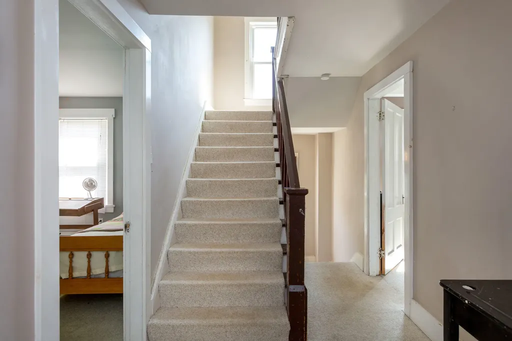 549 Main Street Monmouth ME 04259
