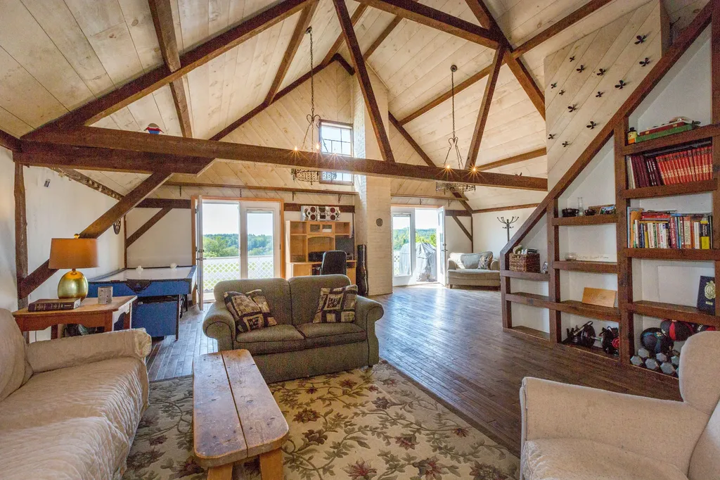 549 Main Street Monmouth ME 04259