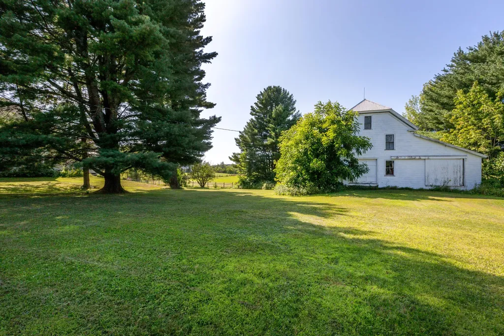 549 Main Street Monmouth ME 04259