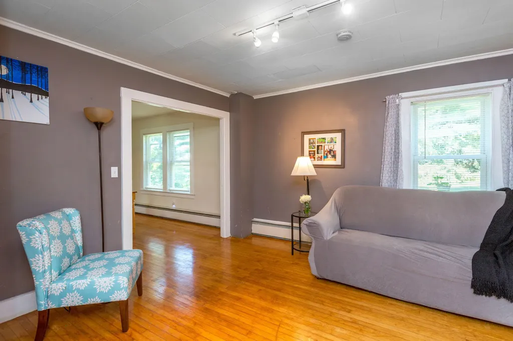 549 Main Street Monmouth ME 04259