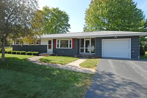 9 James Avenue Sanford ME 04073