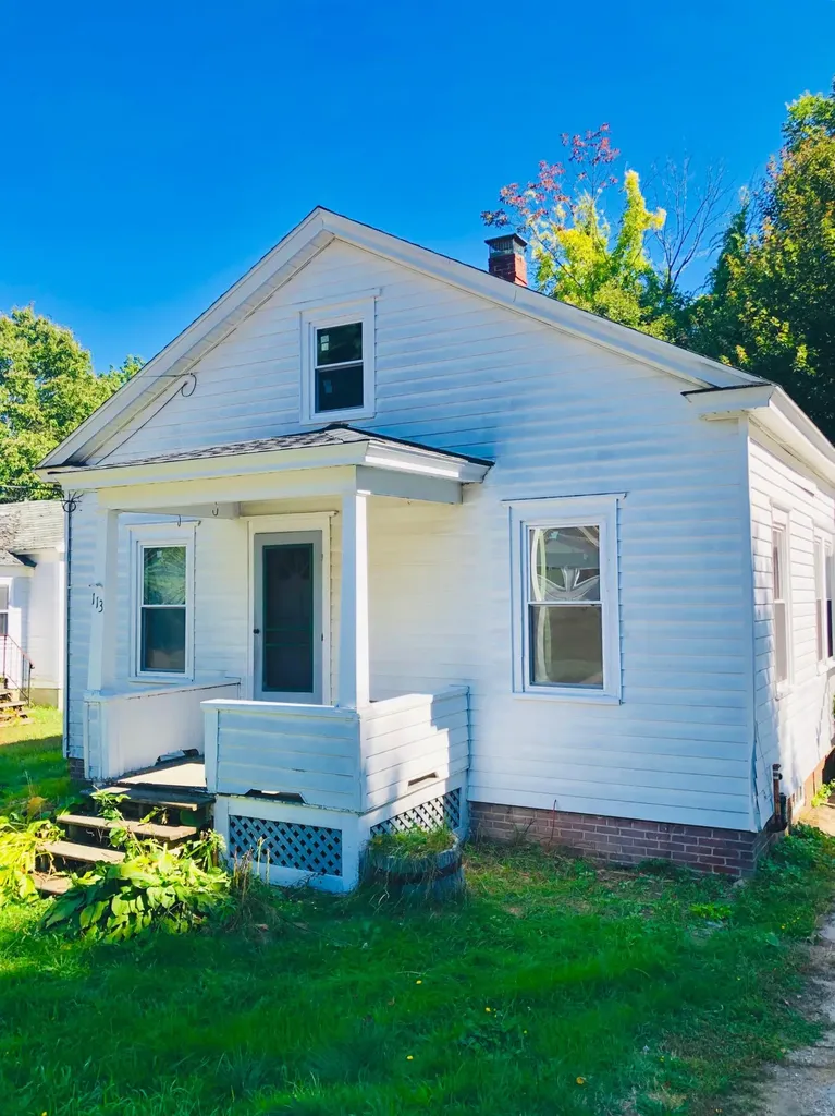 113 Gagne Street Lewiston ME 04240