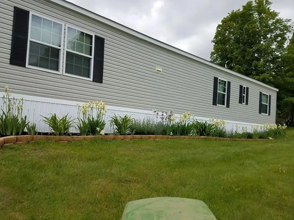 72 Deer Hill Road Harrison ME 04040