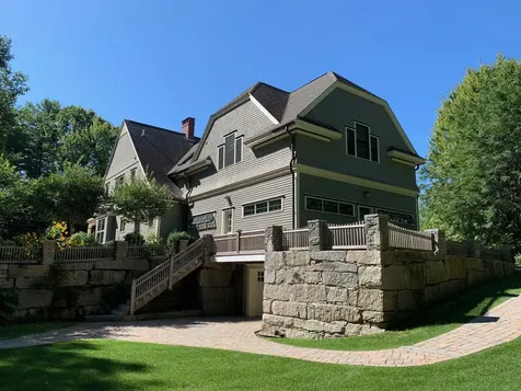 26 Oakmont Drive Falmouth ME 04105