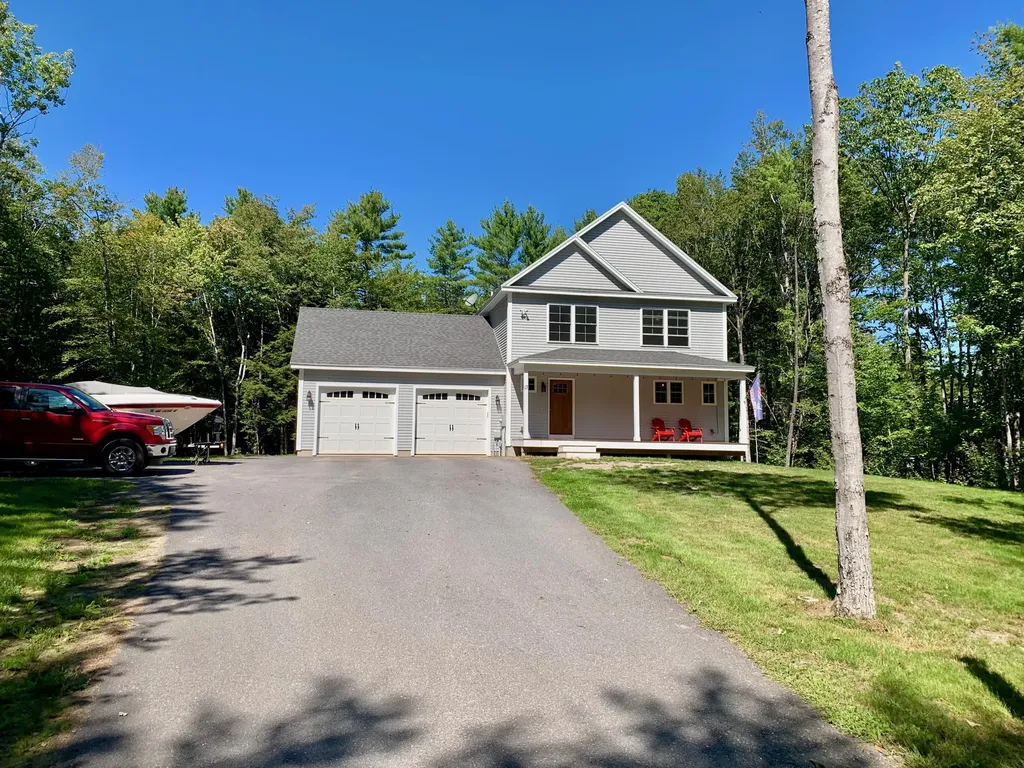 13 Strawberry Patch Lane Freeport ME 04032