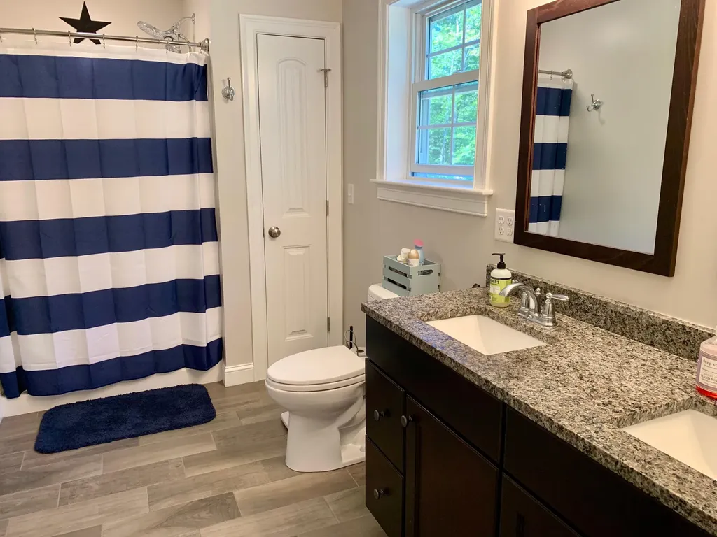 13 Strawberry Patch Lane Freeport ME 04032