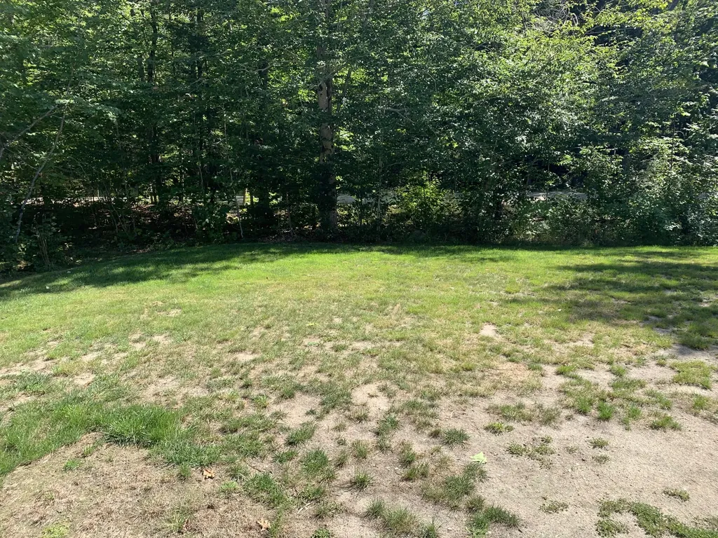 13 Strawberry Patch Lane Freeport ME 04032