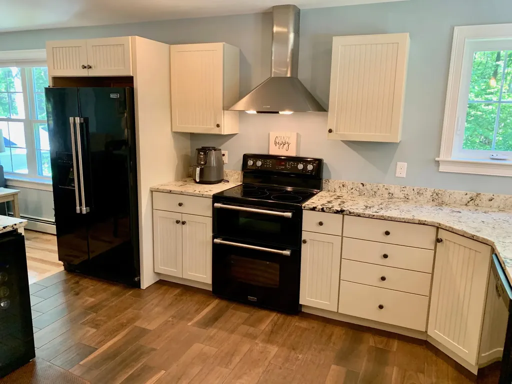 13 Strawberry Patch Lane Freeport ME 04032