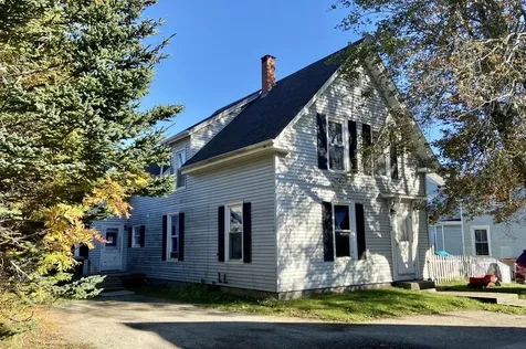7 Pleasant Street Vinalhaven ME 04863