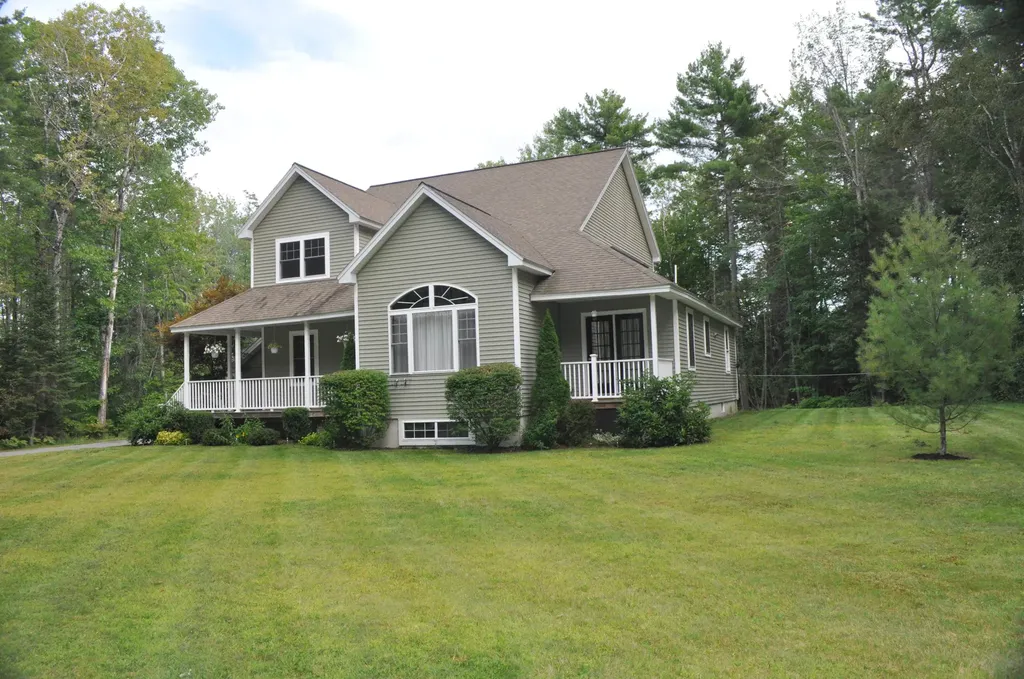 28 Brian Drive Brewer ME 04412