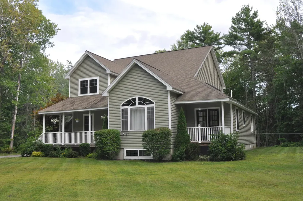 28 Brian Drive Brewer ME 04412