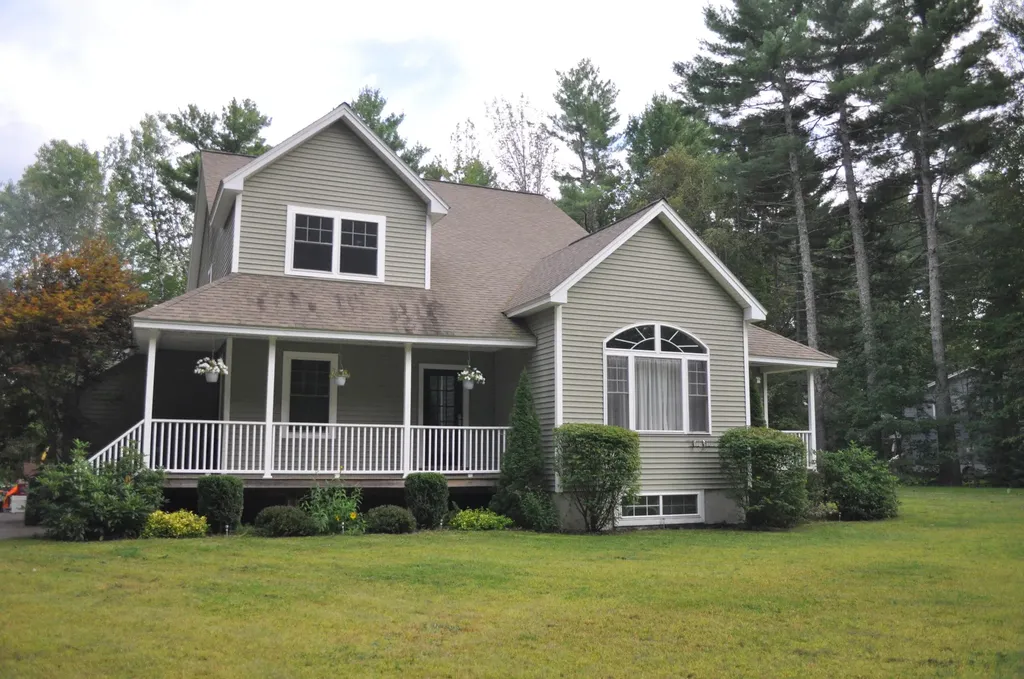 28 Brian Drive Brewer ME 04412