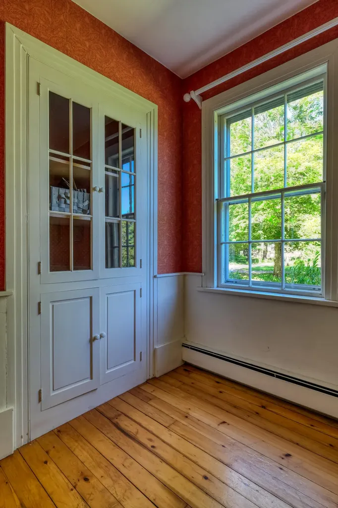 71 Glidden Street Newcastle ME 04553