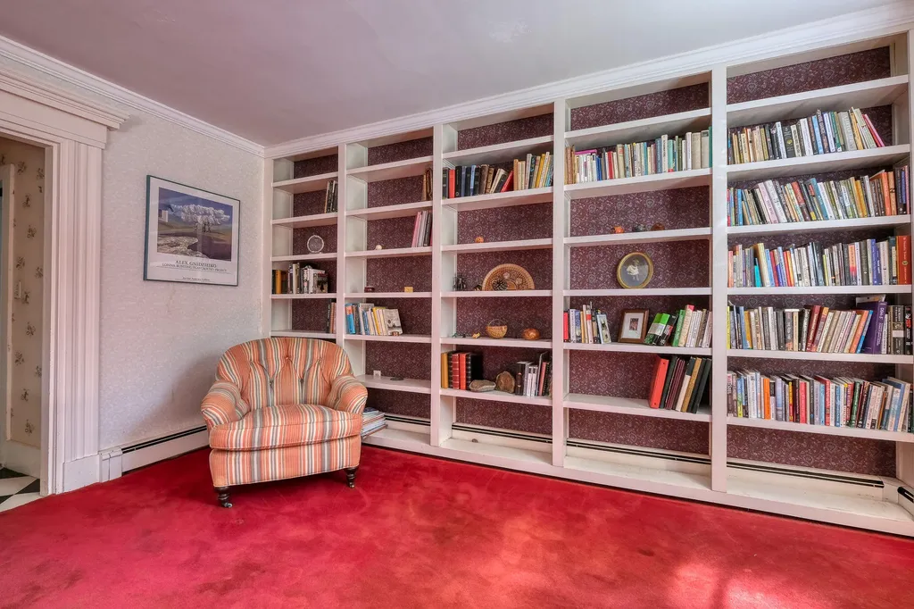 71 Glidden Street Newcastle ME 04553