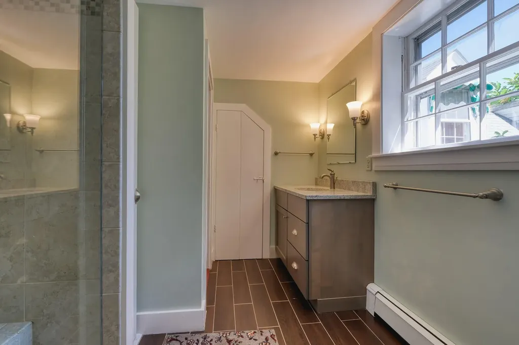 71 Glidden Street Newcastle ME 04553