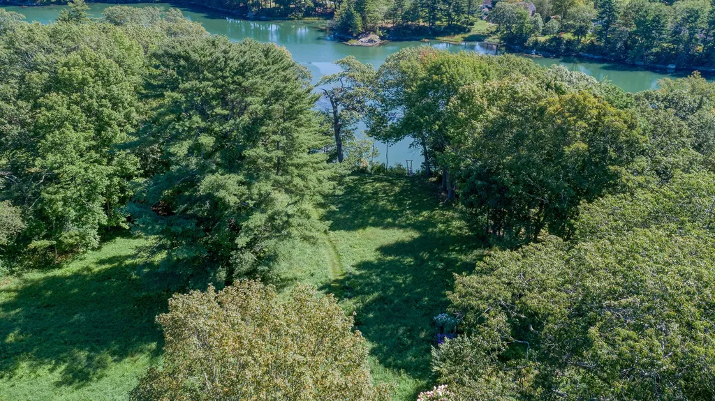 71 Glidden Street Newcastle ME 04553