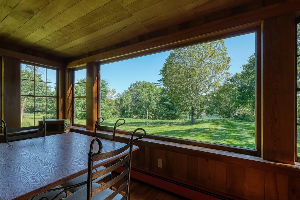 71 Glidden Street Newcastle ME 04553