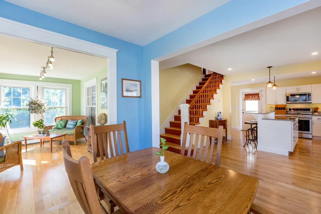 62 Federal Street Wiscasset ME 04578