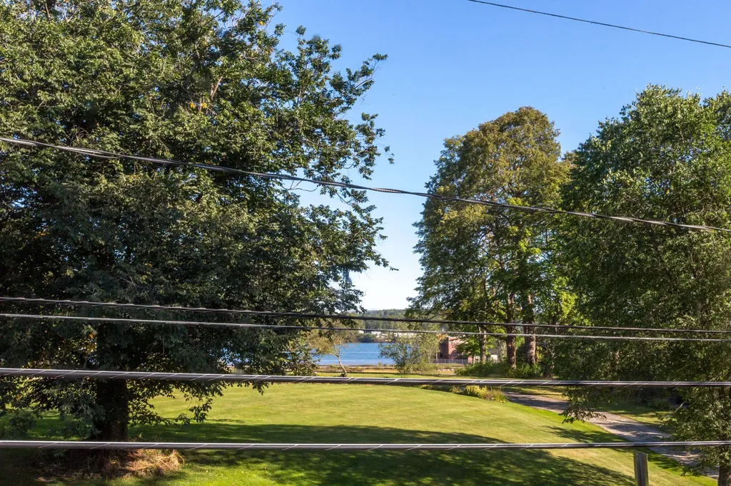 62 Federal Street Wiscasset ME 04578