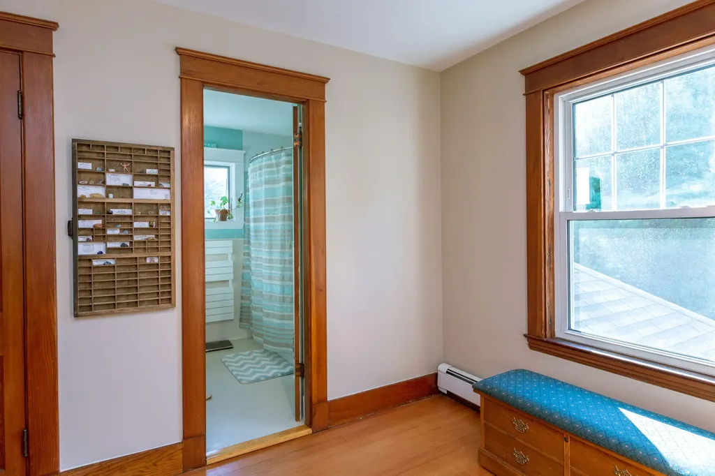 62 Federal Street Wiscasset ME 04578