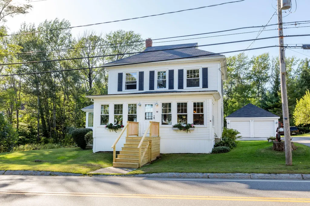 62 Federal Street Wiscasset ME 04578