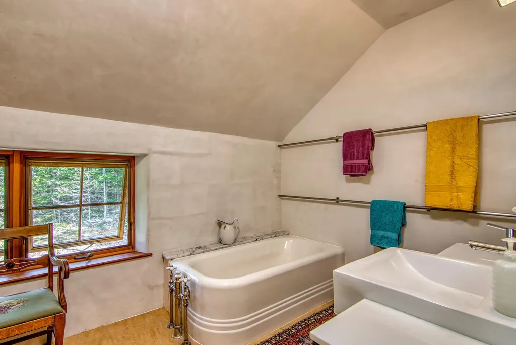 219 Kingdom Road Blue Hill ME 04614