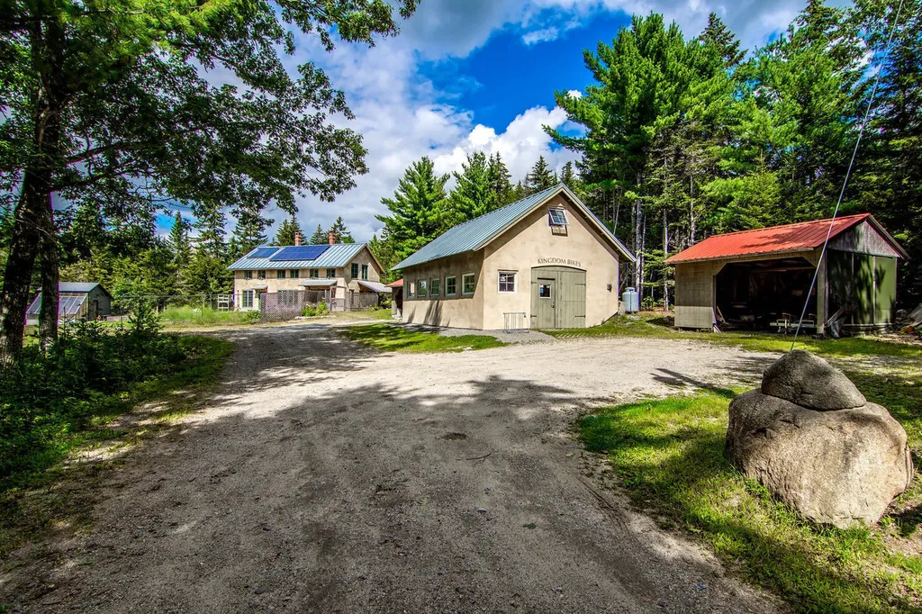 219 Kingdom Road Blue Hill ME 04614