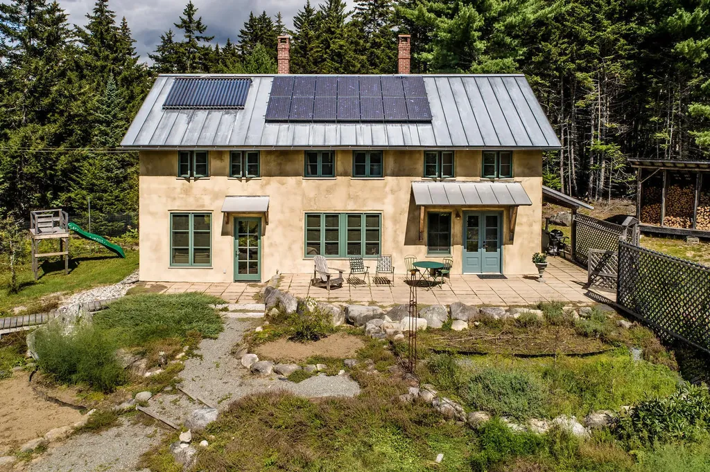 219 Kingdom Road Blue Hill ME 04614