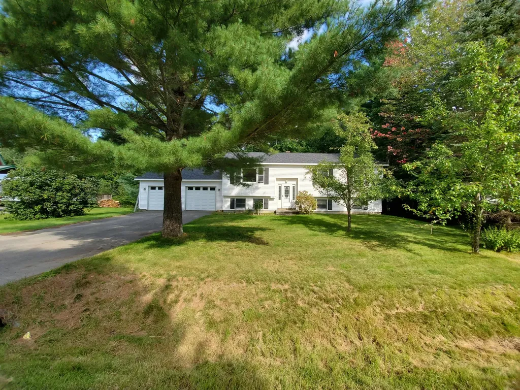 15 Emerald Drive Milford ME 04461