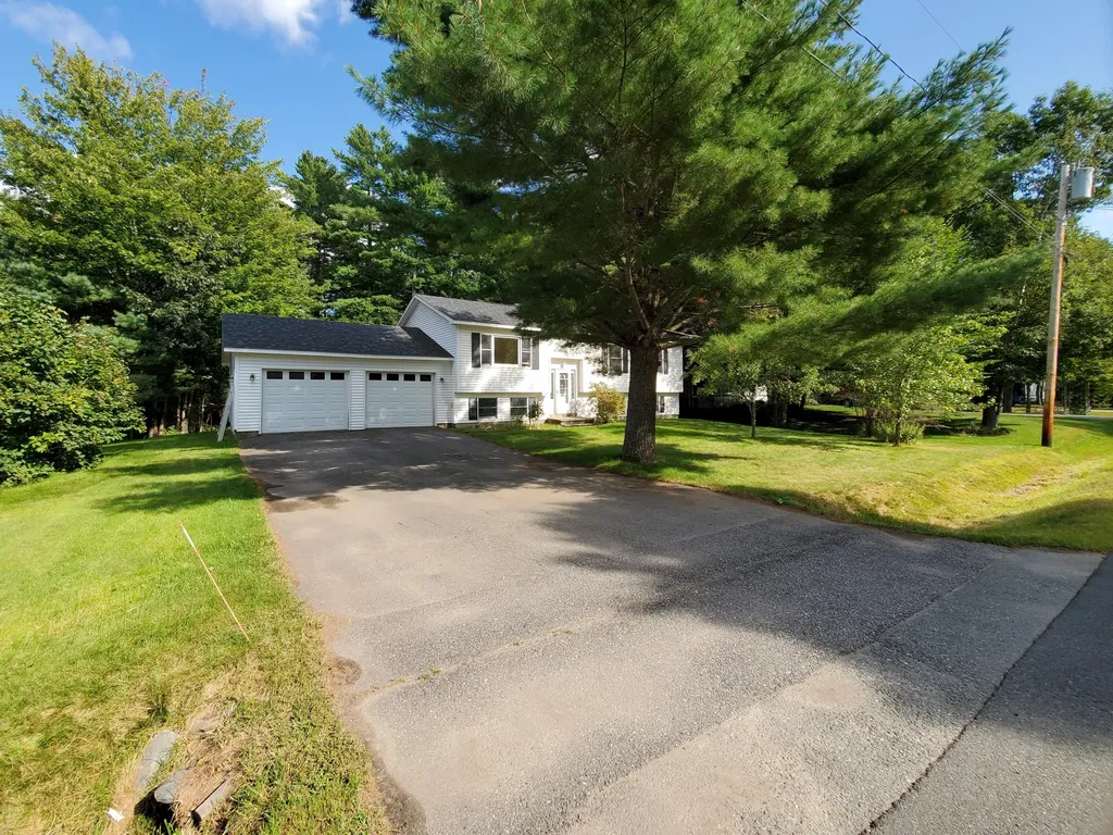 15 Emerald Drive Milford ME 04461