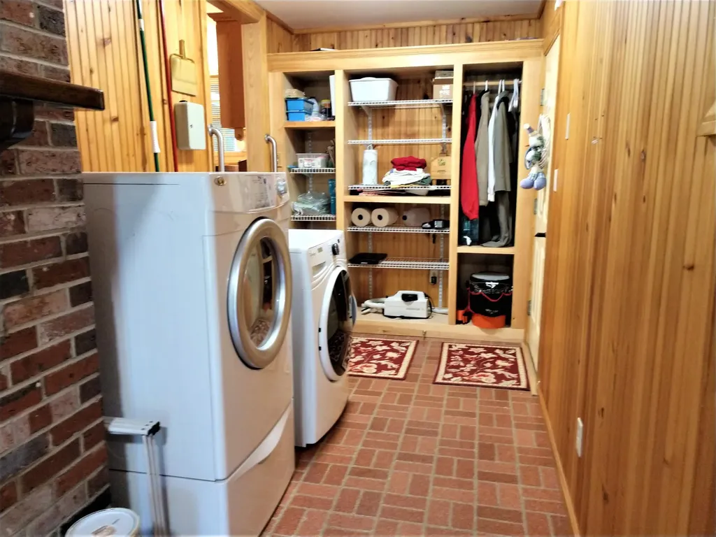 131 Cathance Road Topsham ME 04086