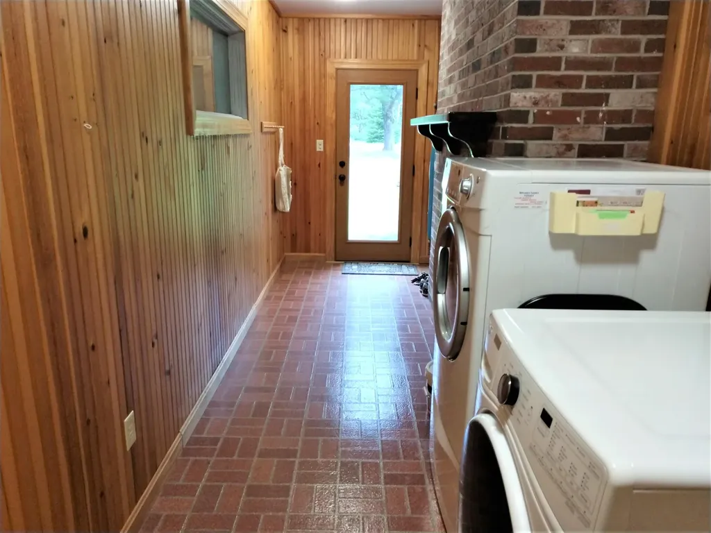 131 Cathance Road Topsham ME 04086