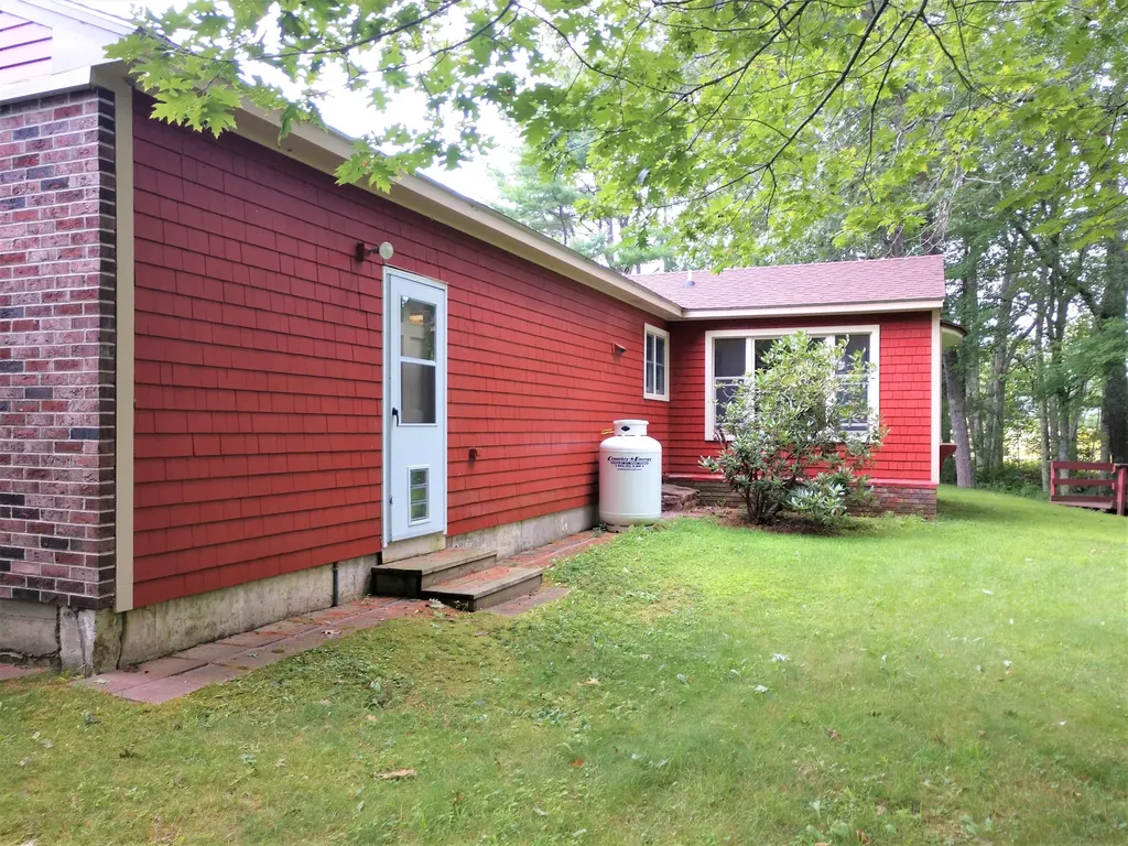 131 Cathance Road Topsham ME 04086
