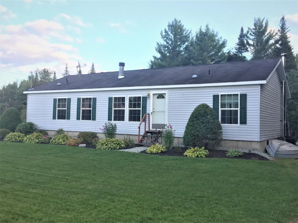 28 Mountain View Road Leeds ME 04263