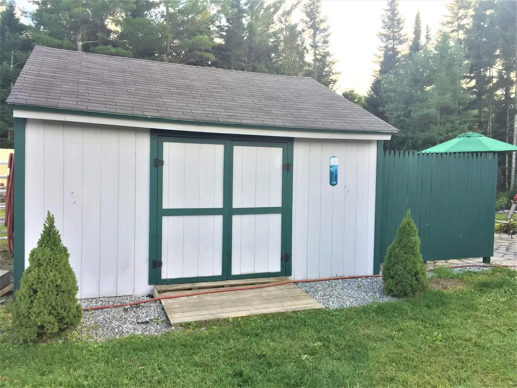 28 Mountain View Road Leeds ME 04263