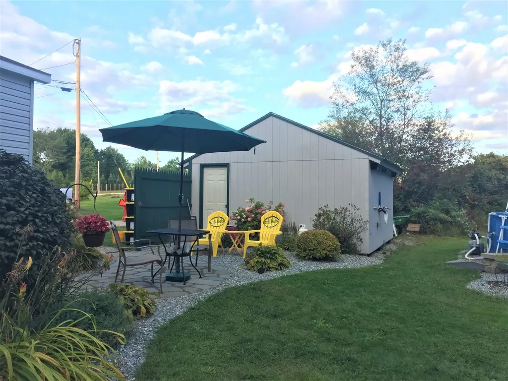 28 Mountain View Road Leeds ME 04263