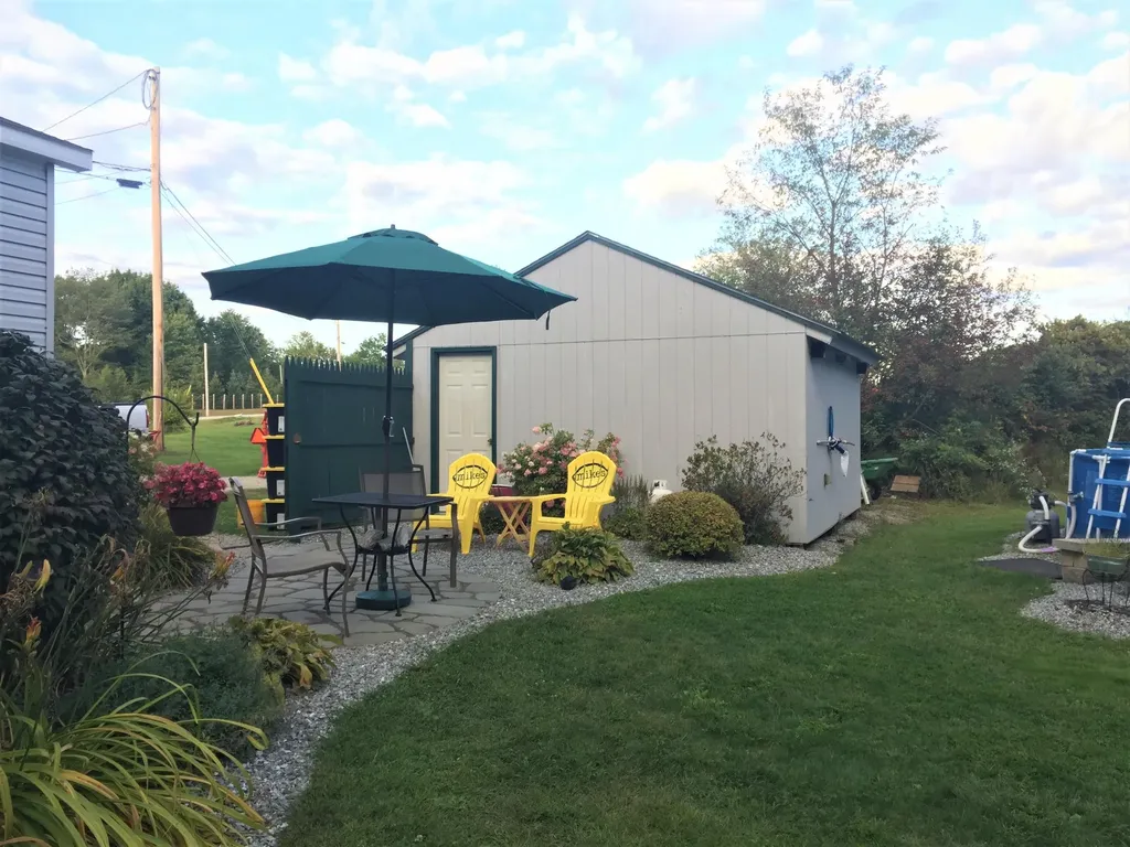 28 Mountain View Road Leeds ME 04263