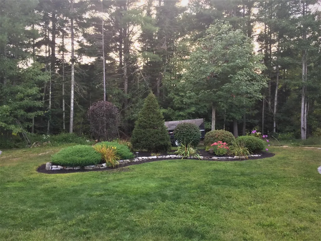 28 Mountain View Road Leeds ME 04263