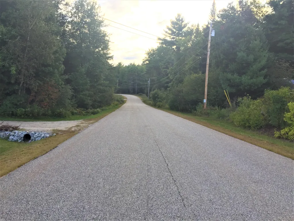 28 Mountain View Road Leeds ME 04263