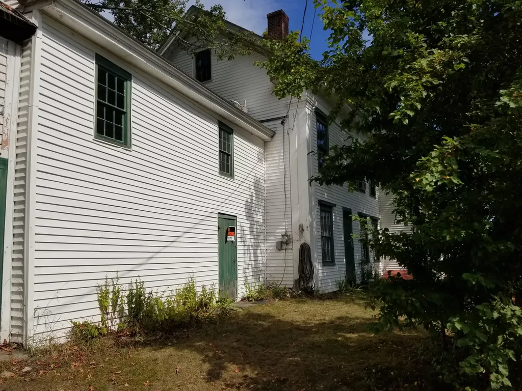 109 Oak Street Bath ME 04530